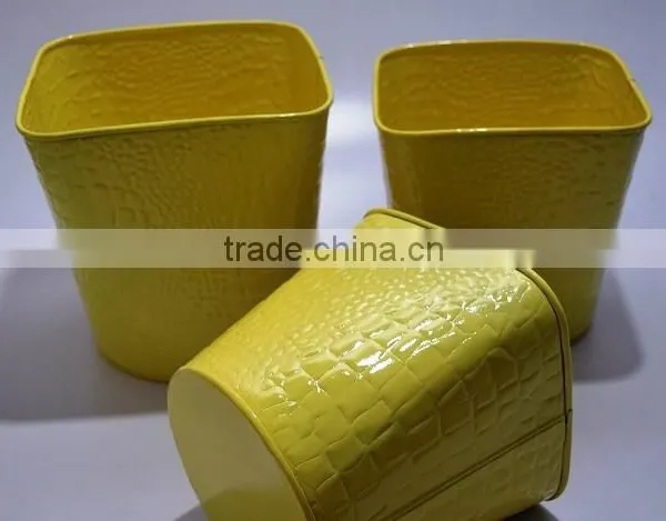 Garden Planter S/3 in Yellow Glossy Finish photo-2