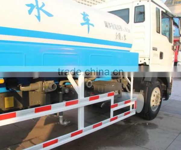 Factory Delivery Quality Guarantee SINOTRUK HOWO Water Tank Vehicle for Sale photo-4
