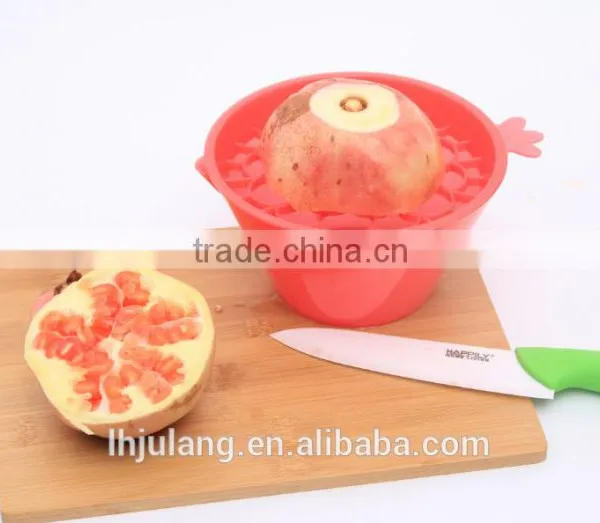 Plastic Silica Gel Cap Creative Pomegranate Peeler,Arils Removal Tool for Kitchen photo-4