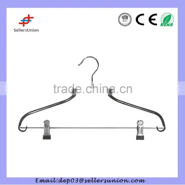Metal Hanger With Clip
