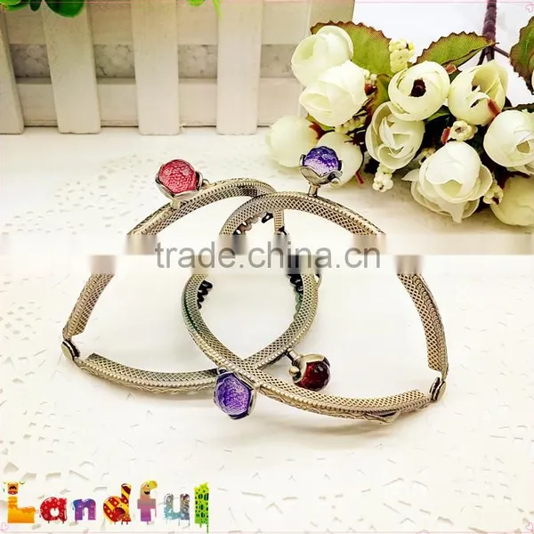 Half Circle Crystal Flower Bead Embossed Lace Kisslock Metal Handbag Frame photo-4