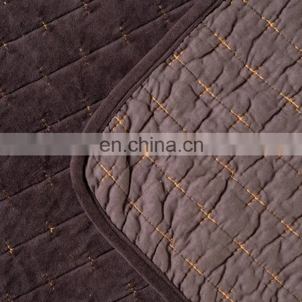 King Size Quilt Soft, Lightweight, Reversible and Hypoallergenic Bedding Wholesale photo-6
