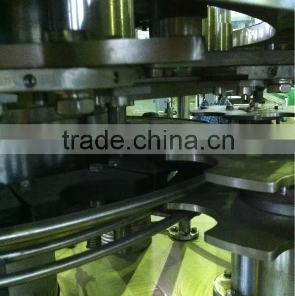 Automatic 18 Heads Can Bean Filling Machine photo-5