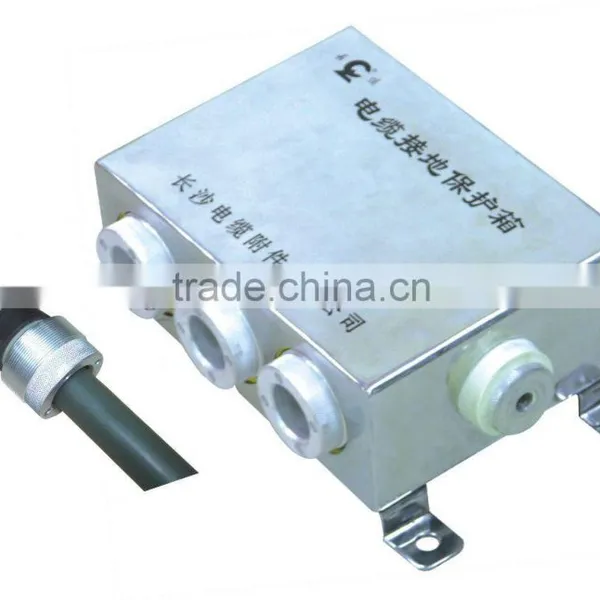 grounding link box for power cable system