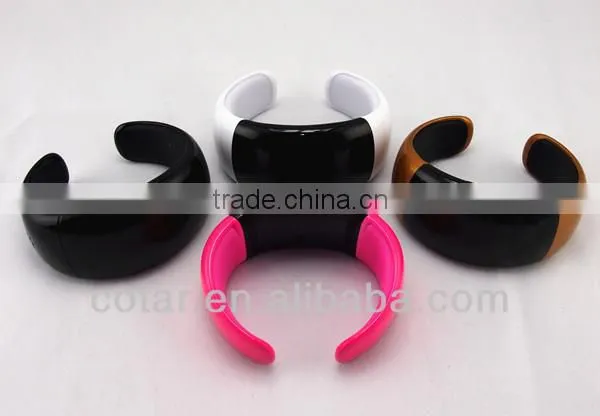2014 Hot Selling Fashion Bluetooth Bracelet for Samsung Phones photo-6