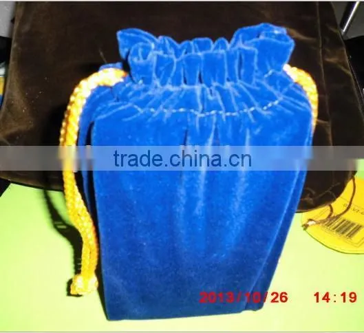Velvet Wine Pouch