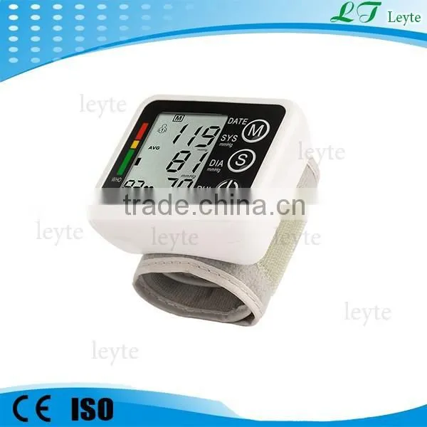 Jzk002A Digital Wrist Blood Pressure Monitor photo-6