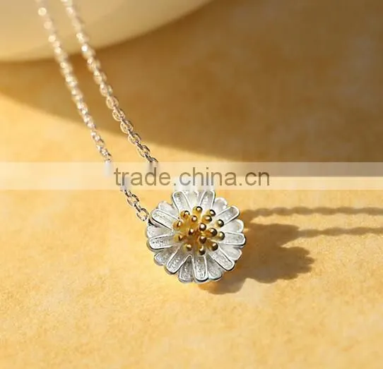 Sterling Silver Lovely Daisy Flower Charm Chain Pendant Necklace photo-3
