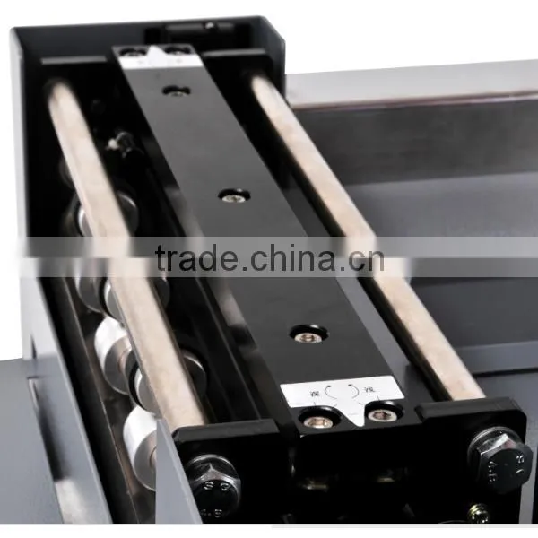 Digital Automatic Paper Creasing and Perforating Machine photo-4