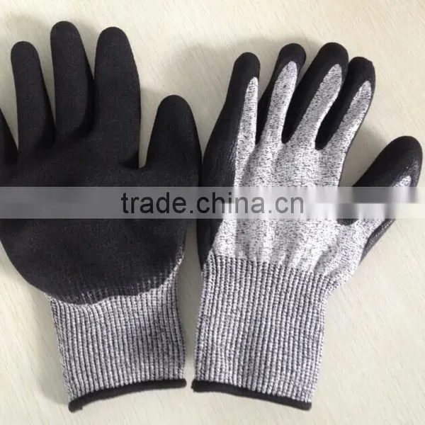 RED HPPE CUT RESISTANT HAND GLOVE photo-6