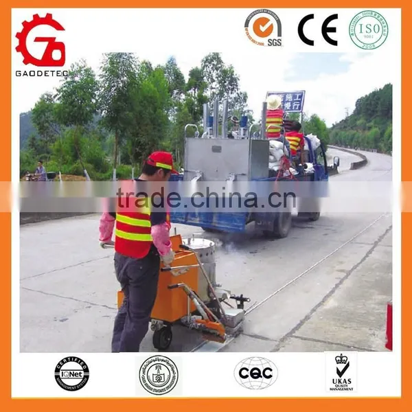 Yellow Paint Sitting-Type Traffic Line Machine photo-2