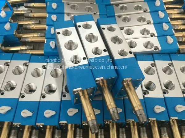 4V210 SOLENOID VALVE photo-2