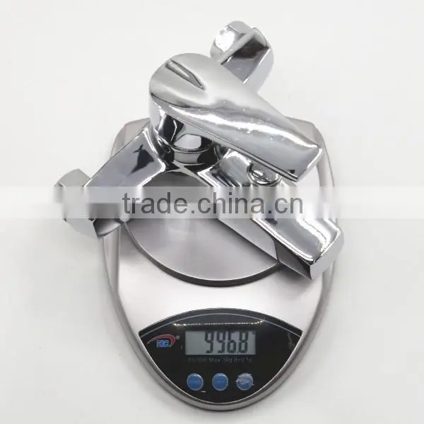2015 Good Quality Brass Cold and Hot Water Mixer Bath Faucet photo-2