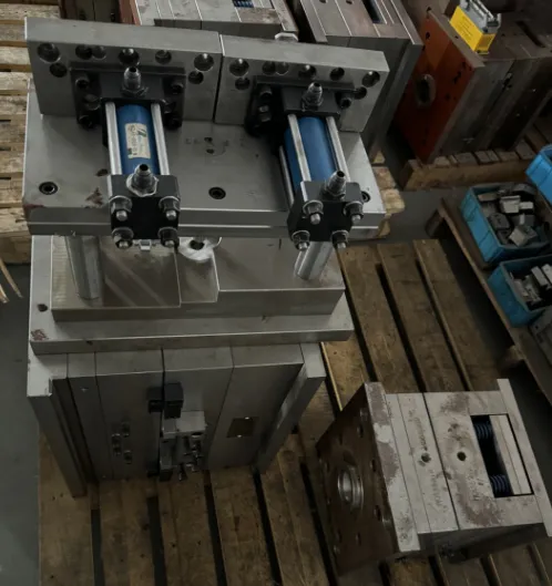 Professional Plastic Injection Mold Casting Mold Stamping Die Good Mould Maker photo-3