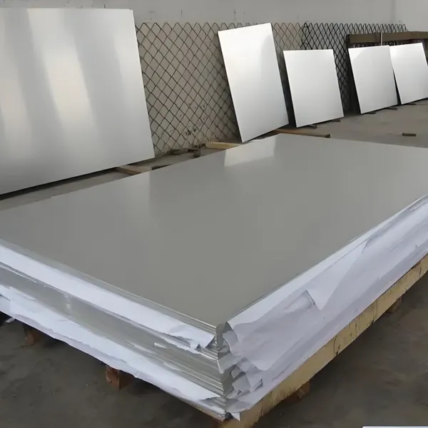 Großhandel China Aluminiumblechplatte 1‑120 mm Dicke, 4x8 Fuß Standardgröße Aluminiumplatte für Baukonstruktion und Maschinenbau.