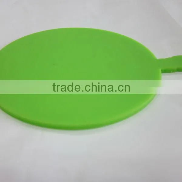 2015 Latest Design Fda and Lfgb Food Safety and 100% Food Grade Silicone Cup Cover photo-4