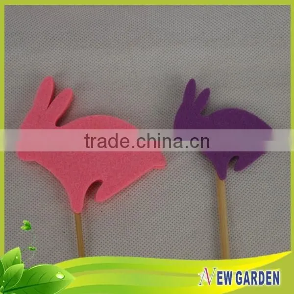 Good Quality Animal Shape At The Top Round Wood Stick For Planter photo-4