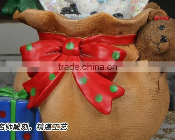 High Quality Resin Glass Water Globe Gifts Water Globe Christmas Water Globe photo-3