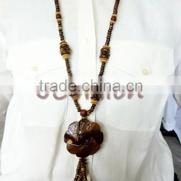 Women Natural Coconut Shell Necklace Whloesale Price