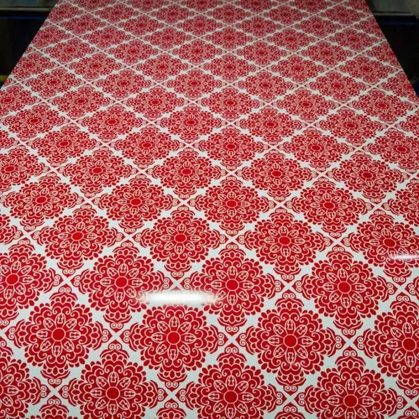 Fornecimento direto da fábrica de bobinas de aço pré-pintado PPGI com cores personalizadas RAL. Bobinas de aço galvanizado revestido de cor em estoque.