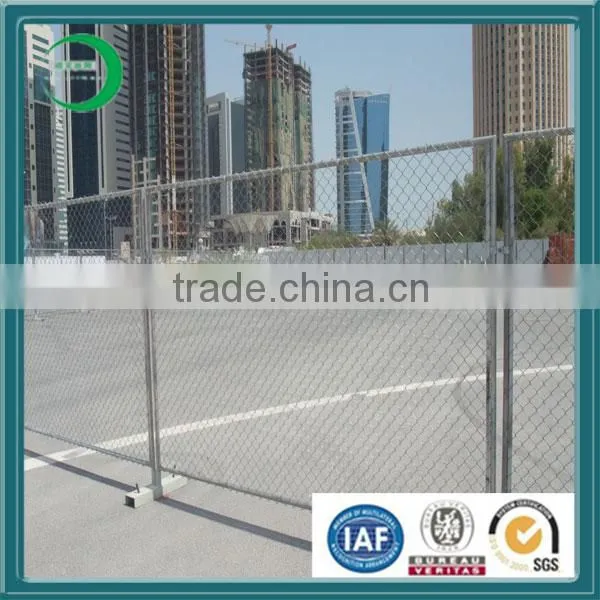 Low-Carbon Iron Wire Material and Square Hole Shape Chain Link Fence photo-2