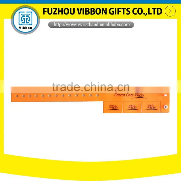 Made in China Multi-tab Pvc Wristband for Meeting photo-6