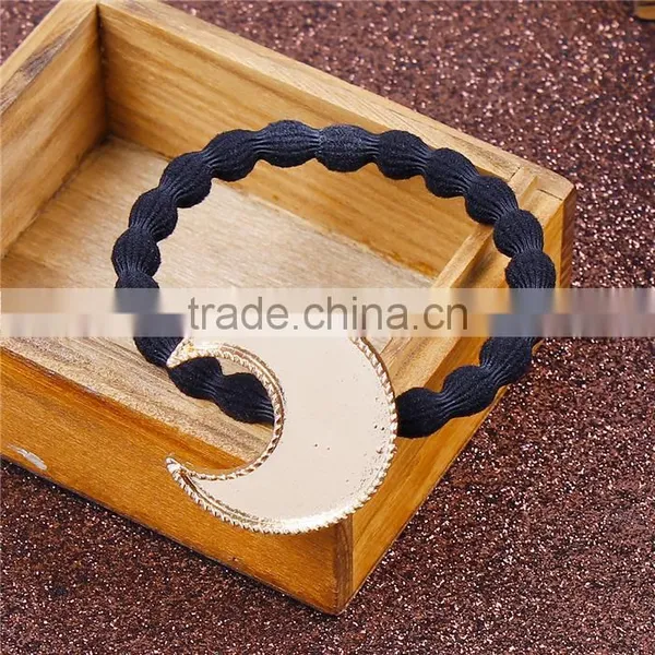 Zinc Based Alloy DIY Resin Mold For Jewelry Making Hair Ties Half Moon Gold Plated & Black photo-3