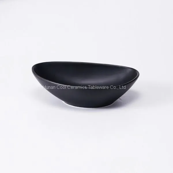 Wholesale Black Porcelain Triangle Shallow Ceramic Bowl photo-2