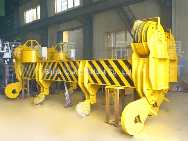 Electric Telescopic Crane Spreader Beam Heavy Duty Rotary Lifting Beam Sling Lifting Tool Hanging Beam for Shipyard Paper Roll Coil Steel Mill Mine Metal Plant Crane Multiscene Application