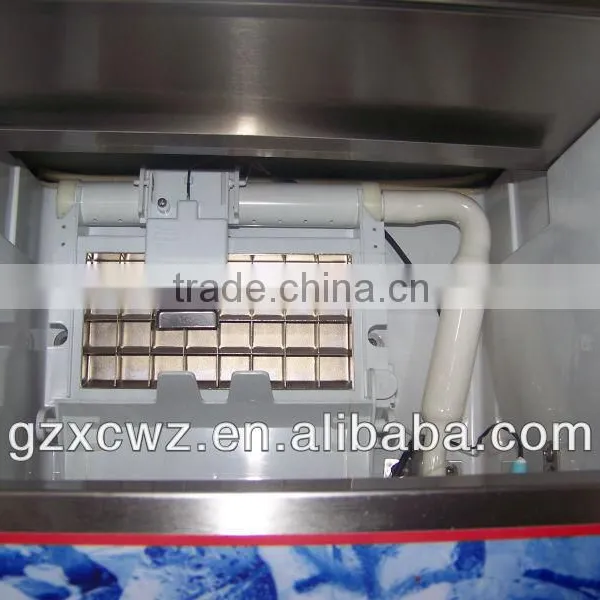 2016 China Hot Sale 20kg Ice Machine /ice Cube Making Machine/ice Maker photo-4