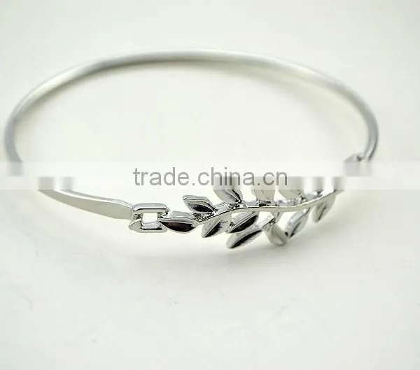 One Leaf Bracelets photo-3
