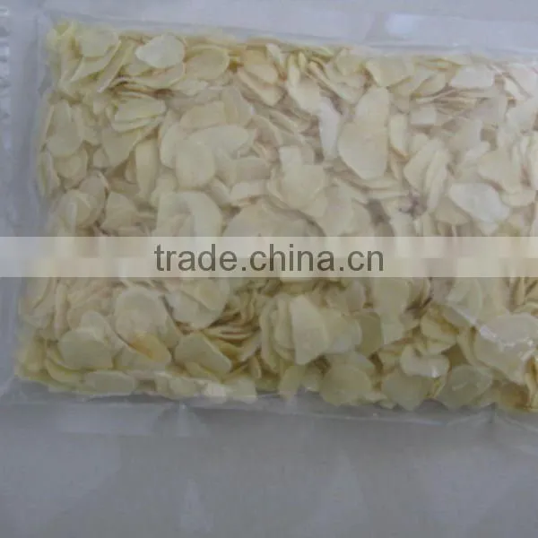 Chinese Hot Selling in 2015 HACCP HALAL High Quality Pure White Dry Garlic Slice With Root and Without Root photo-2