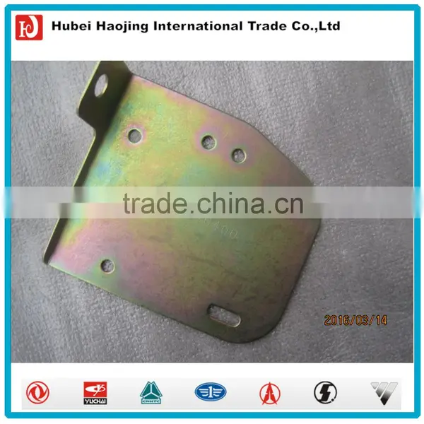 Dongfeng Diesel Truck Body Parts Right Bracket 7920012-C0400 photo-3