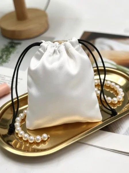 Custom Satin Drawstring Bag Jewelry Pouch Luxury Gift Packaging Bag With Printed Logo