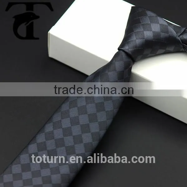 Wholesales China Hot Selling Cheap Printing Polyester Silk Necktie With Pocket Square Set photo-4
