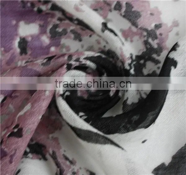 Printed Wool Scarf With Fringe photo-5