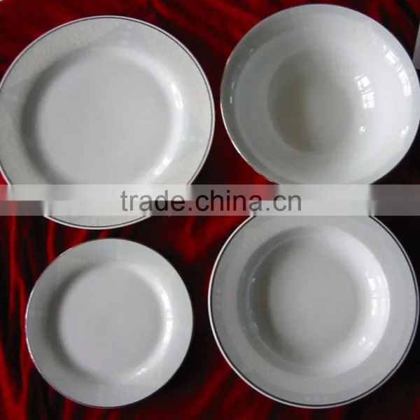 China Supplier Hotel Restaurant Custom Ceramic Porcelain Dinner Set photo-3