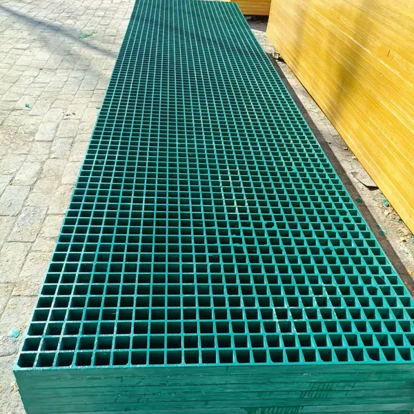 High Quality FRP GRP Fiberglass Grating with Clips - Durable Industrial Flooring Solution