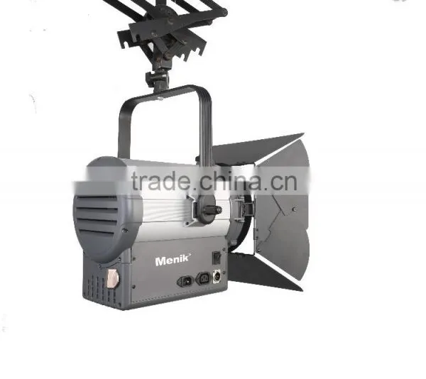 Menik SR-1500A 150W Fresnel Lens LED Spotlight photo-3