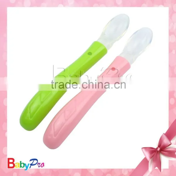 China Manufacturer High Quality Eco-friendly Material Hot Sell Baby Spoon Baby Feeding Silicone Spoons photo-2