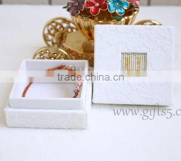 Elegant Wedding Jewelry Box for Sale With Beaded Name Plate of U photo-2