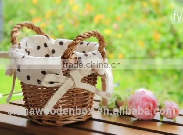 2015 Countryside Wicker Basket With Fabric Refined photo-4
