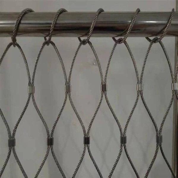 Stainless Steel Decorative Wire Mesh, Interception of High-altitude Parabolic Stainless Steel Protective Mesh, Stainless Steel Wire Mesh Bird Garden photo-2