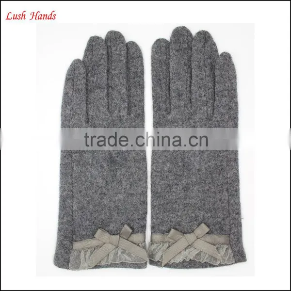 2016 Ladies Fingered Spandex Velvet Gloves With Lace Bow photo-4