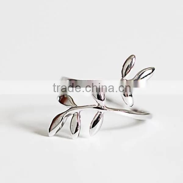 925 Sterling Silver Ring Edition Fresh Electroplating Gold Leaves Open Ring Wholesale photo-5