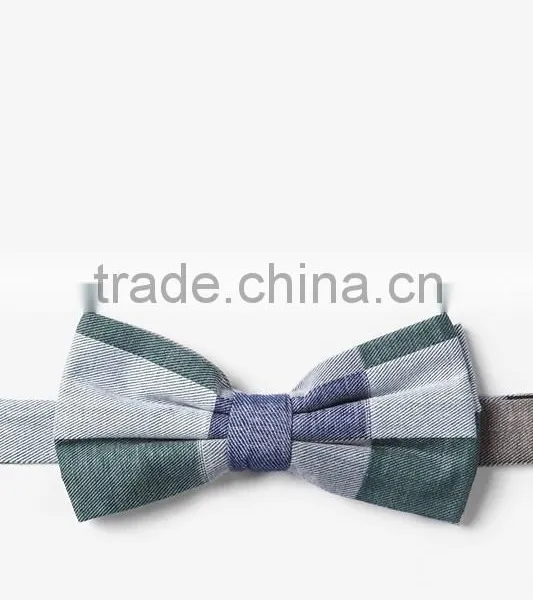 Young Hot Sale Seersucker Striped Bow Ties for Men photo-5