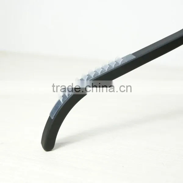 Wholesal Black Plastic Hanger photo-3
