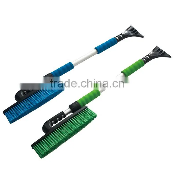 Soft Handle Extended Car Rotation Snow Brush With Ice Scraper photo-2