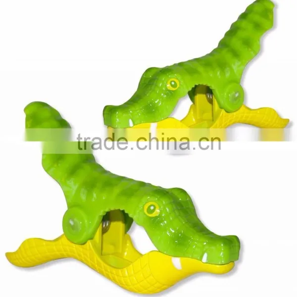 Plastic Dolphin Beach Towel Clips for Chair photo-5