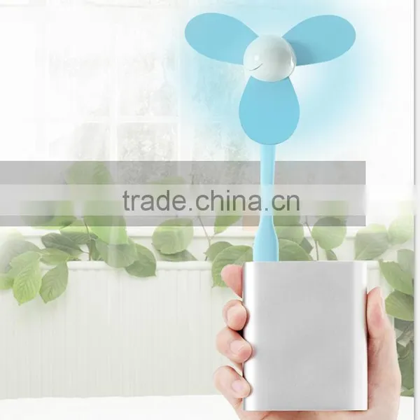 Rechargeable Mini Fan Mini Electric Hand Fan photo-5